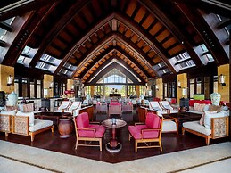 Pullman Oceanview Sanya Bay Resort & Spa