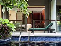 Pullman Oceanview Sanya Bay Resort & Spa