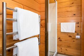 Lockwood Manor Motel