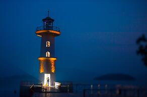 InterContinental One Thousand Island Lake Resort by IHG