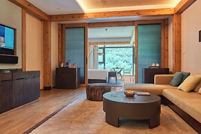 InterContinental One Thousand Island Lake Resort by IHG