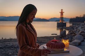 InterContinental One Thousand Island Lake Resort by IHG