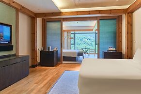 InterContinental One Thousand Island Lake Resort by IHG