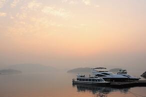 InterContinental One Thousand Island Lake Resort by IHG