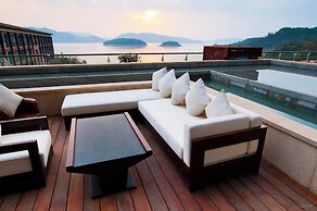 InterContinental One Thousand Island Lake Resort by IHG