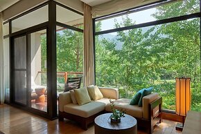 InterContinental One Thousand Island Lake Resort by IHG