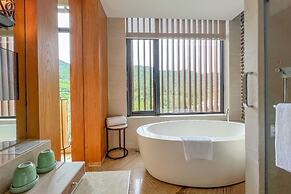 InterContinental One Thousand Island Lake Resort by IHG