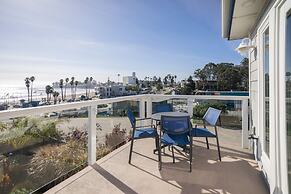 Beach Street Inn and Suites
