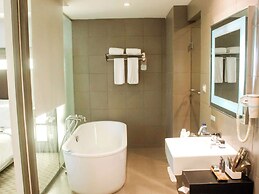 Novotel Bangka Hotel & Convention Centre