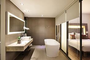 Novotel Bangka Hotel & Convention Centre