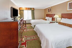 Howard Johnson by Wyndham Pasadena