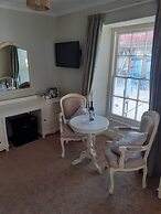 Feathers Hotel, Bar and Restaurant