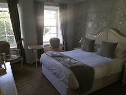 Feathers Hotel, Bar and Restaurant
