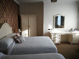 Feathers Hotel, Bar and Restaurant