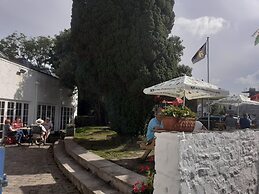 Feathers Hotel, Bar and Restaurant