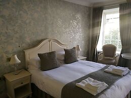 Feathers Hotel, Bar and Restaurant