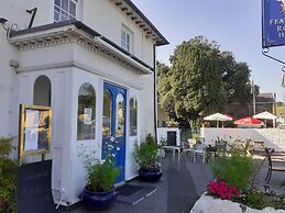 Feathers Hotel, Bar and Restaurant