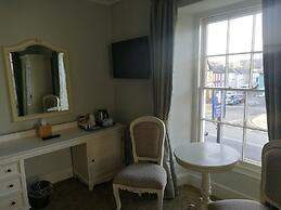 Feathers Hotel, Bar and Restaurant