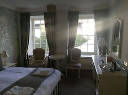 Feathers Hotel, Bar and Restaurant