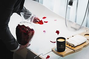 The St. Regis Toronto