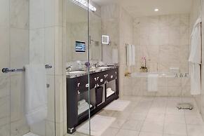 The St. Regis Toronto