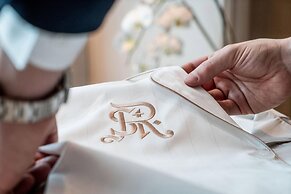 The St. Regis Toronto