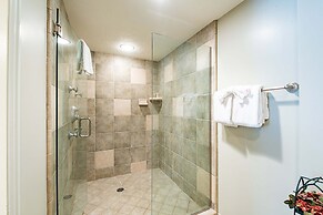 Shadow Ridge by All Seasons Resort Lodging