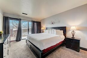 Shadow Ridge by All Seasons Resort Lodging