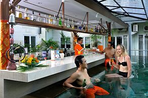 HARRIS Hotel & Residence Riverview Kuta Bali