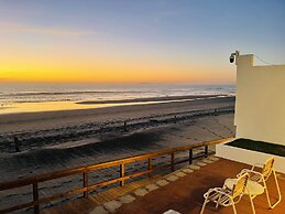 Quinta Pacifica Beachfront Villas