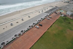 Quinta Pacifica Beachfront Villas