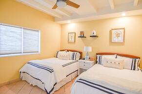 Quinta Pacifica Beachfront Villas