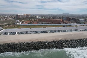 Quinta Pacifica Beachfront Villas