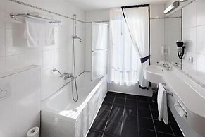 Hotel Ostrov