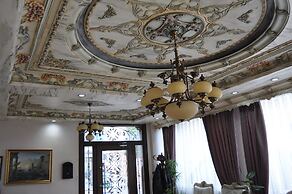 Basileus Hotel