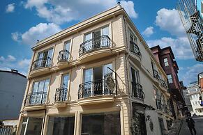 Basileus Hotel