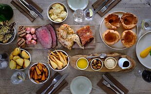 The Black Lion, Long Melford