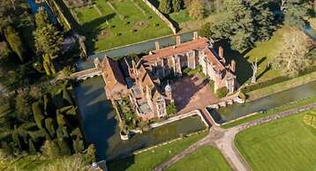 The Black Lion, Long Melford