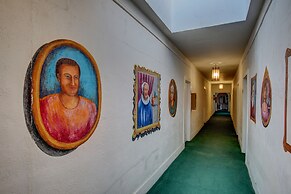 Amargosa Opera House