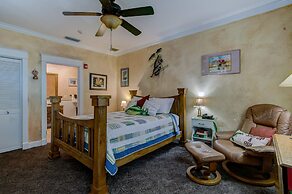 Anchor Inn NSB Bed & Breakfast