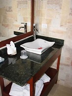 The Falls Resort at Manuel Antonio