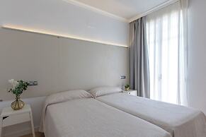 Apartamentos Senabre Palais
