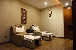 Royal International Hotel