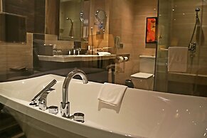 Royal International Hotel