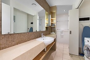 The Boathouse Apartments