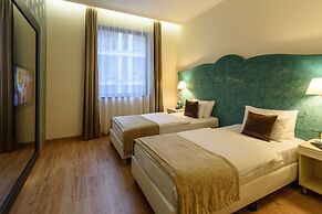 La Prima Fashion Hotel