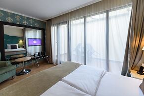 La Prima Fashion Hotel