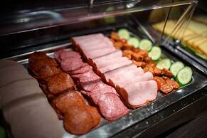 La Prima Fashion Hotel