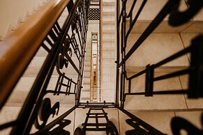 La Prima Fashion Hotel