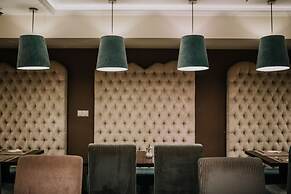 La Prima Fashion Hotel